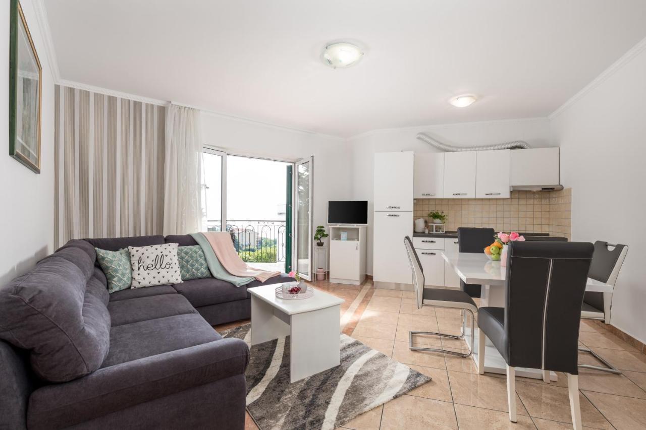 Summer Breeze Apartment With A Pool Opatija Buitenkant foto