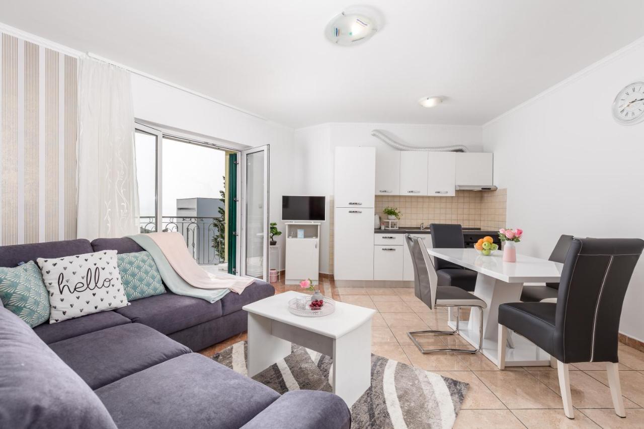 Summer Breeze Apartment With A Pool Opatija Buitenkant foto