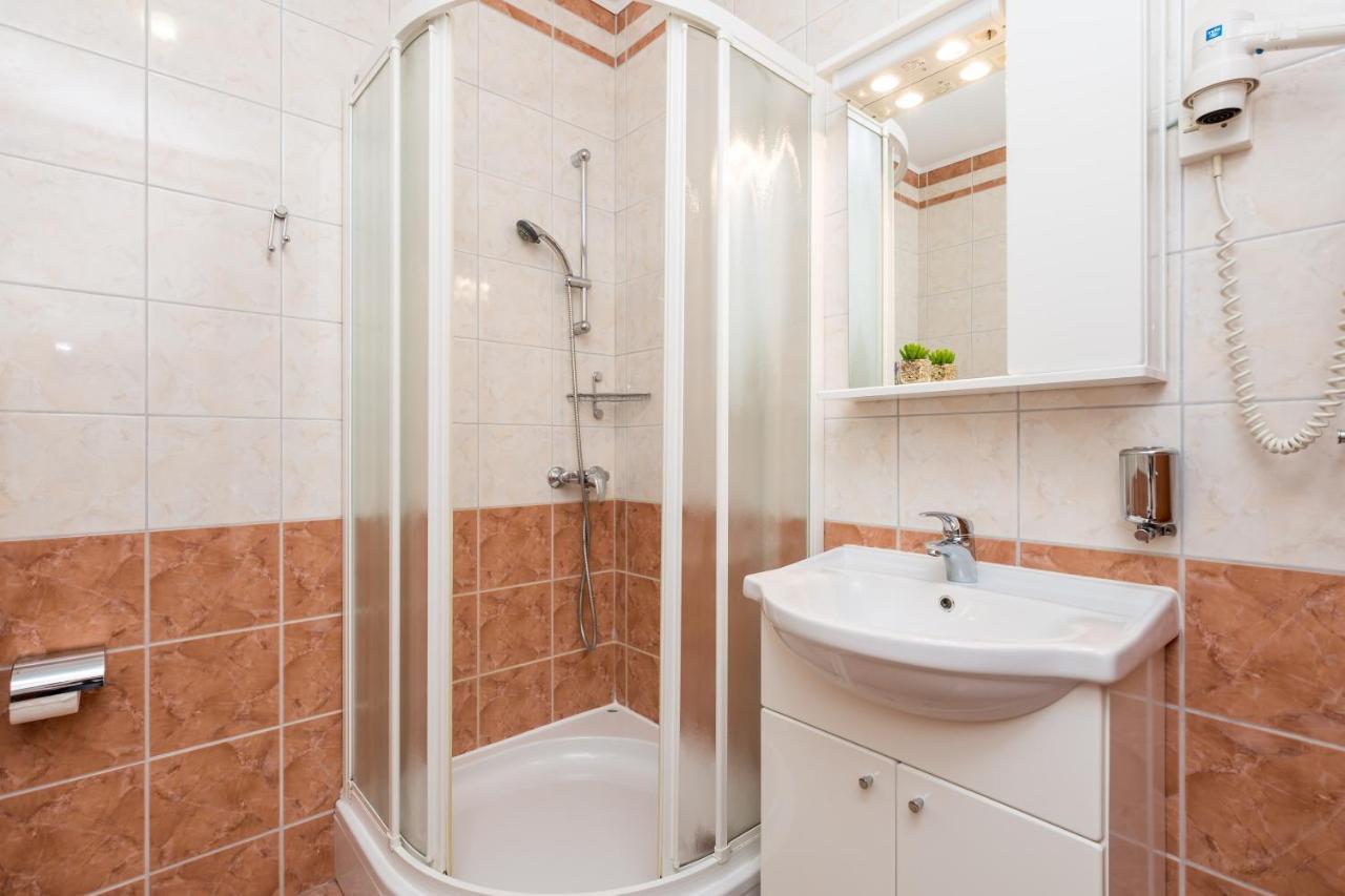 Summer Breeze Apartment With A Pool Opatija Buitenkant foto