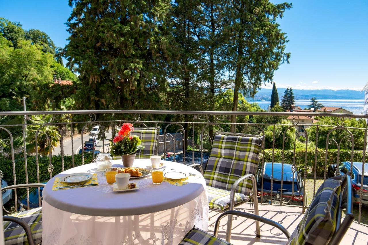 Summer Breeze Apartment With A Pool Opatija Buitenkant foto